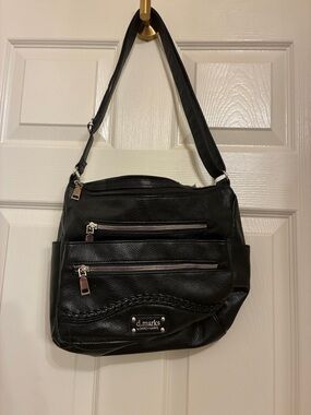 mark. Black Shoulder Bag with Front Zippers and Braided Detail